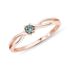 Prsten z růžového zlata s modrým diamantem KLENOTA