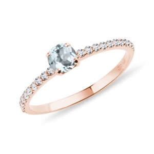 Prsten z růžového zlata s diamanty a akvamarínem KLENOTA