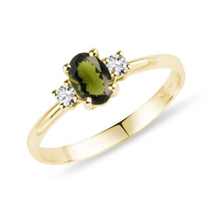 Zlatý vltavínový prsten s diamanty KLENOTA