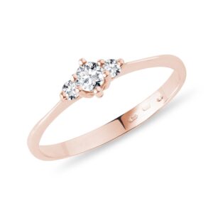 Diamantový zásnubní prsten v růžovém zlatě KLENOTA