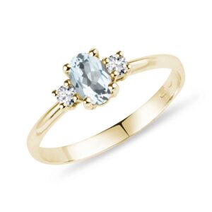 Zlatý prsten s akvamarínem a dvěma diamanty KLENOTA