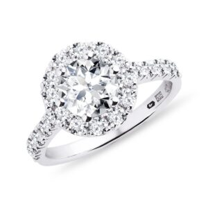 Luxusní diamantový halo prsten v bílém zlatě KLENOTA