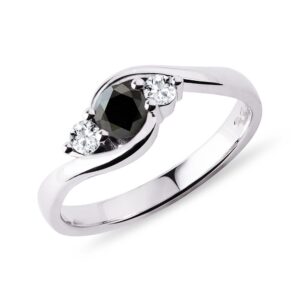 Prsten z bílého 14k zlata s černým diamantem KLENOTA