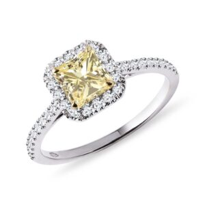 Luxusní prsten s přírodním žlutým diamantem