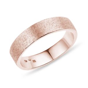 Moderní pánský prsten z růžového zlata KLENOTA