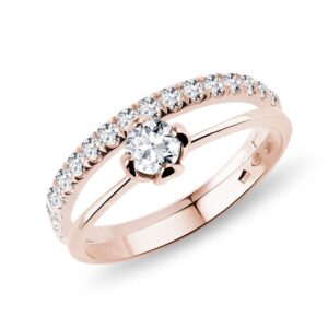 Snubní a zásnubní prsten s diamanty v růžovém zlatě KLENOTA