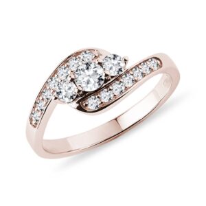 Zásnubní diamantový prsten z růžového 14k zlata KLENOTA