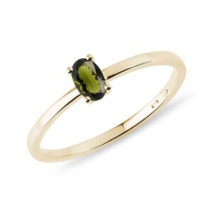 Minimalistický prsten s vltavínem ve zlatě KLENOTA