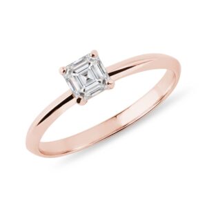 Prsten s diamantem v brusu asscher v růžovém zlatě KLENOTA