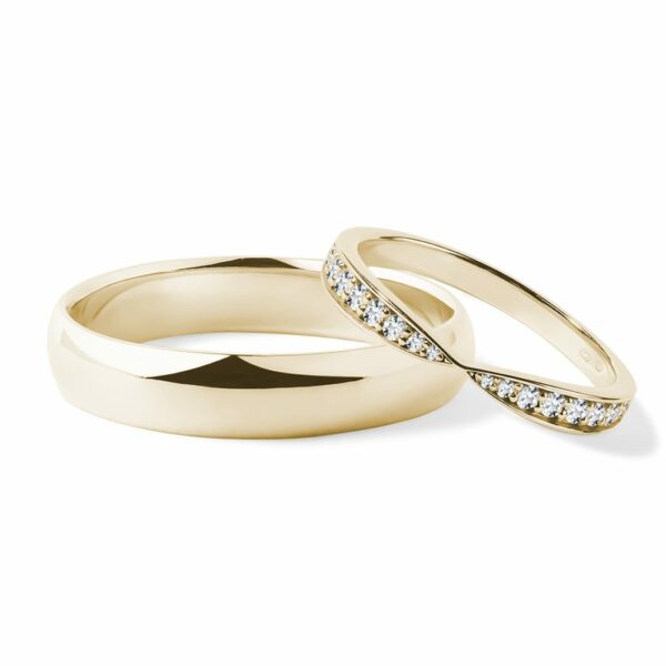 Zlaté svatební prstýnky s diamanty