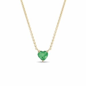 Zlatý náhrdelník se smaragdem ve tvaru srdíčka