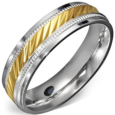 Prsten z chirurgické oceli - zlatý střed se zářezy a ozdobným rámem - Velikost: 59
