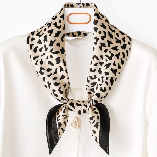 Šátek Gepard Bílá