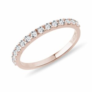 Diamantový snubní prsten z růžového zlata