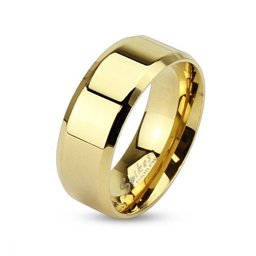 Prsten z oceli ve zlaté barvě se zkosenými hranami