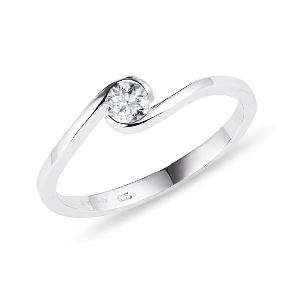 Asymetrický prsten s diamantem v bílém zlatě
