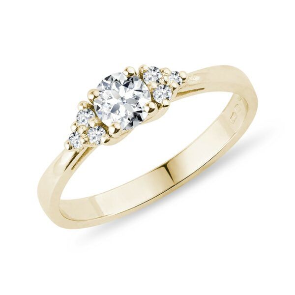Luxusní diamantový prsten ve žlutém zlatě