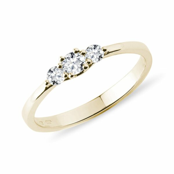 Zlatý diamantový prsten triáda
