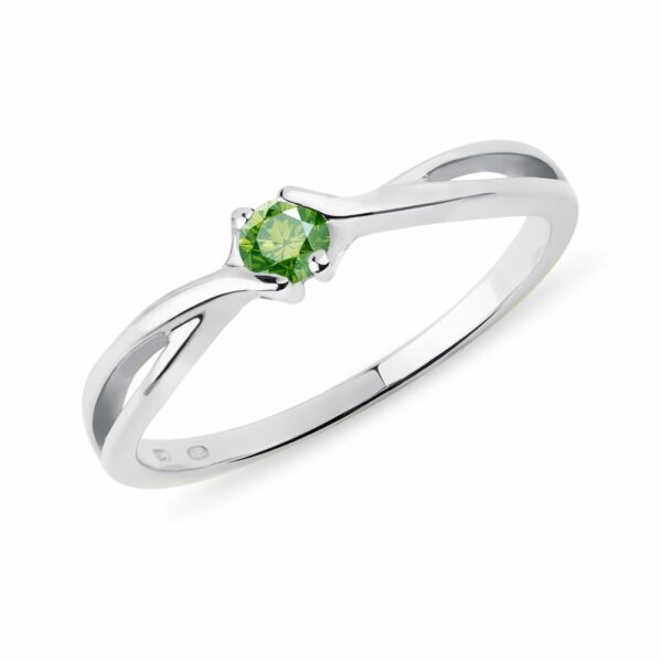 Prsten z bílého zlata se zeleným diamantem