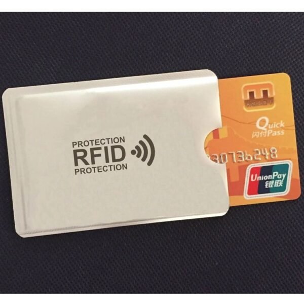 Ochranný obal na kartu RFID Strieborná