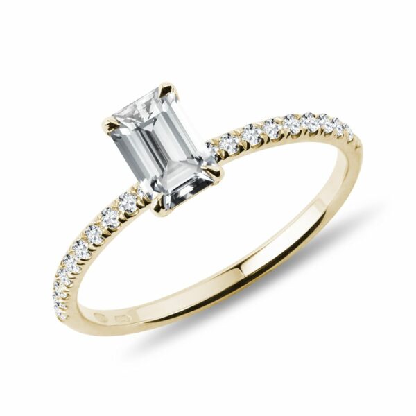 Prsten s emerald diamantem ve 14k zlatě