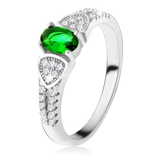Prsten s oválným zeleným zirkonem