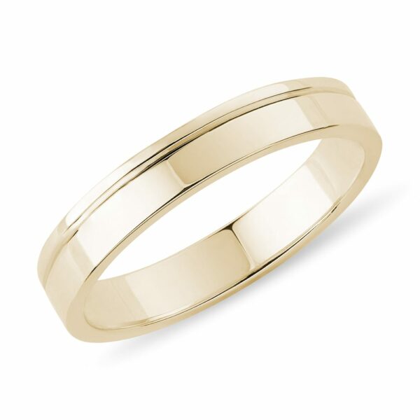 Pánský snubní prsten s drážkou ve žlutém zlatě