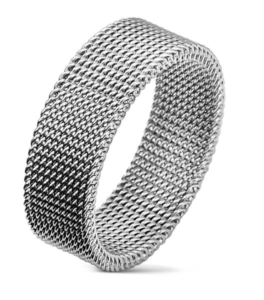 Ocelový prsten stříbrné barvy s vyplétaným síťovaným vzorem