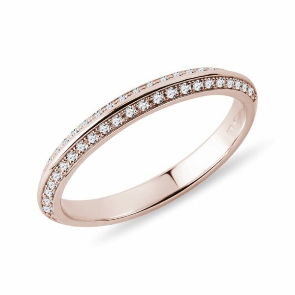 Snubní prsten s dvojřádkou diamantů v růžovém zlatě