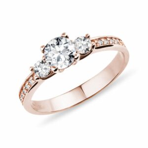 Luxusní zásnubní prsten růžové zlato s diamanty