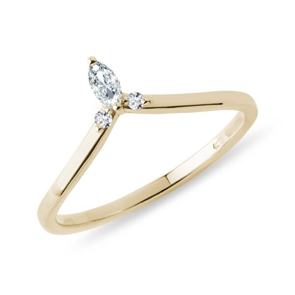 Chevron prsten ze žlutého zlata s diamantem markýza