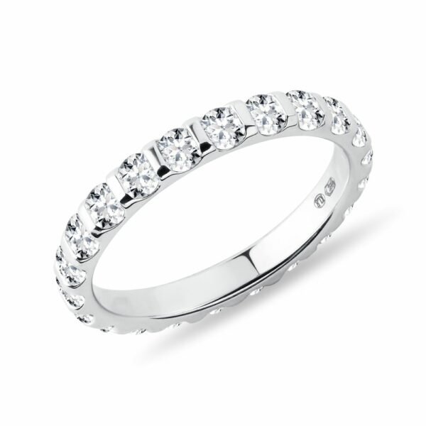 Diamantový snubní prsten eternity v bílém zlatě